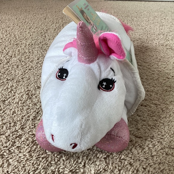 LapGear white and pink unicorn stuffed animal IPad book stand - Picture 3 of 9